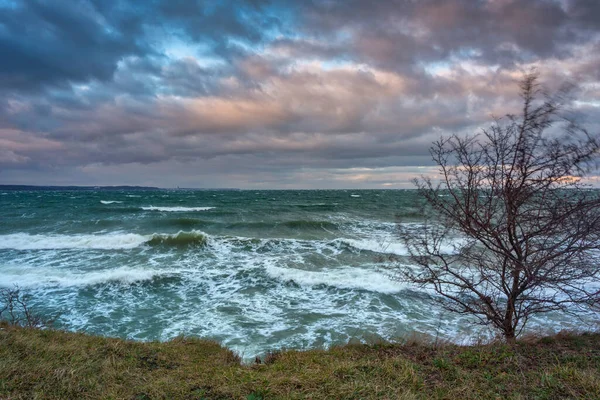 Stormen Vid Östersjön Vid Solnedgången Gdansk Polen — Stockfoto