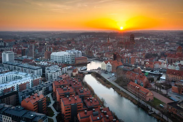 Luchtfoto Van Prachtige Stad Gdansk Bij Zonsondergang Polen — Stockfoto