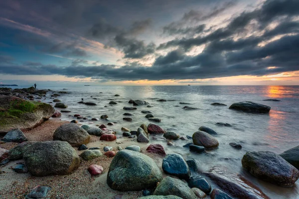 Rocky Coastline Baltic Sea Gdynia Orlowo Sunrise Gdynia Poland — Foto Stock