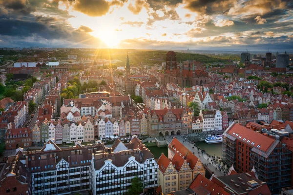 Vista Aérea Bela Cidade Gdansk Pôr Sol Polônia — Fotografia de Stock