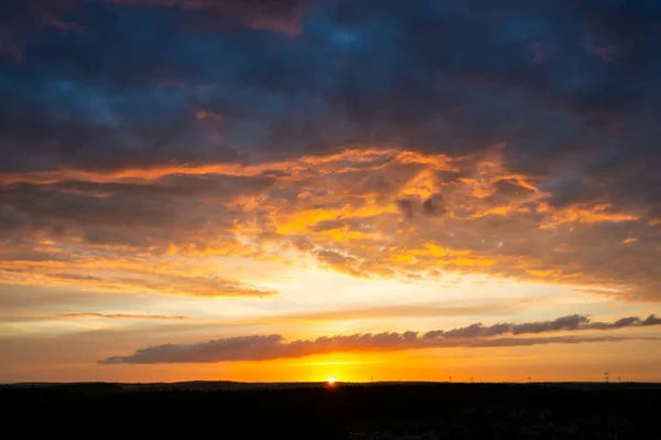 Hermosa Puesta Sol Sobre Bosque Polonia — Foto de Stock