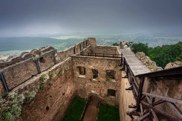 Ruins Chojnik Castle Misty Karkonosze Mountains Poland — Stock Photo, Image