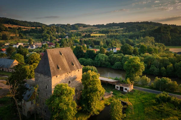 Gothic Siedlecin Ducal Tower Illuminated Setting Sun Bobr Valley Landscape — Photo