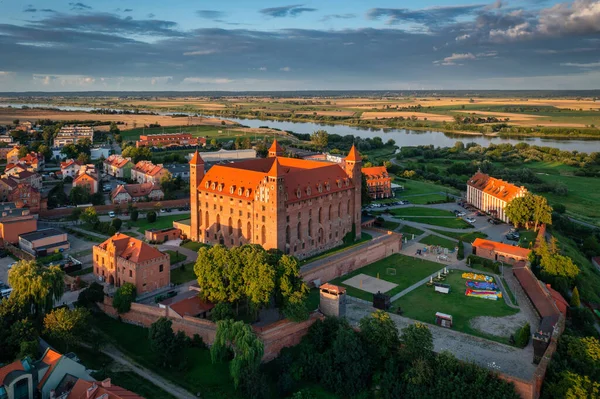 Тевтонський Замок Гнєве Світлі Призахідного Сонця Польща — стокове фото