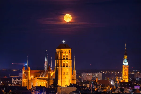 Supermoon August Rising Basilica Gdansk Poland — Stock Photo, Image