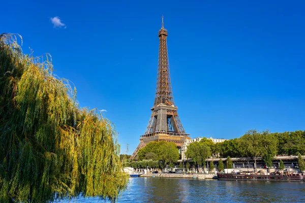 Eiffel Tower Seine River Paris Summer France — Stock Photo, Image