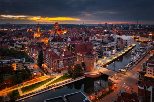 Vista Aérea Bela Cidade Principal Gdansk Entardecer Polônia — Fotografia de Stock