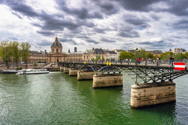Párizs Franciaország 2022 Szeptember Touristrs Pont Des Arts Bridge Seine — Stock Fotó