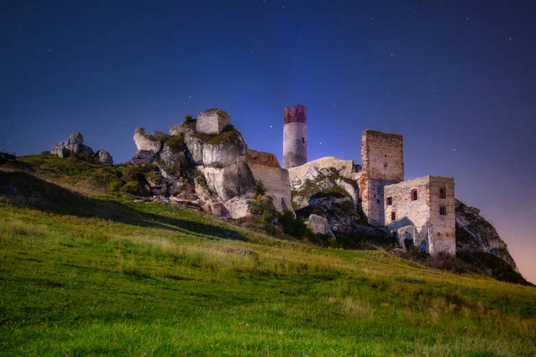 Ruins Castle Olsztyn Czestochowa Lit Full Moon Poland — Stock Photo, Image