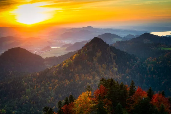Een Prachtig Uitzicht Pieniny Mountains Vanaf Top Van Three Crowns — Stockfoto