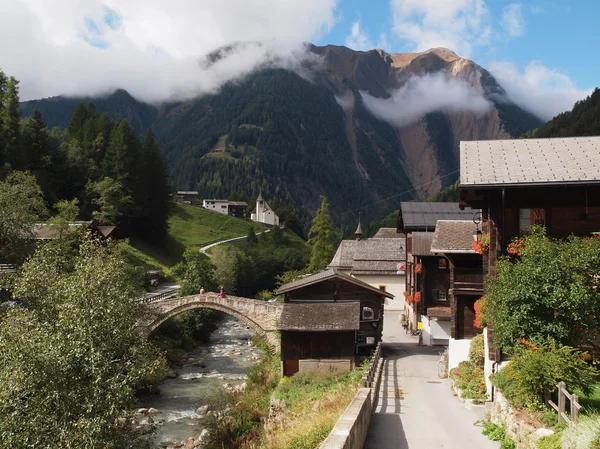 当地情况 binn — 图库照片