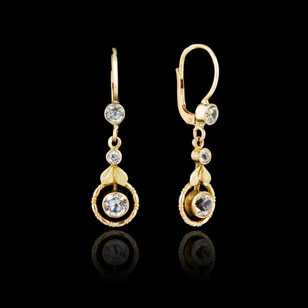 Pendientes de oro — Foto de Stock