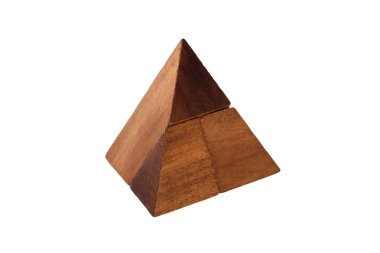 beyaz zemin üzerine ahşap Zeka Oyunları  