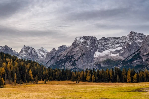 Paesaggio Panoramico Delle Dolomiti Provincia Belluno Alpi Dolomiti Italia — Foto Stock