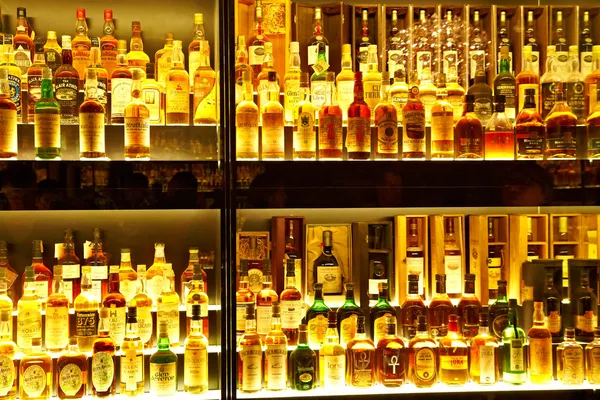 Największa kolekcja szkockiej whisky na świecie — Zdjęcie stockowe