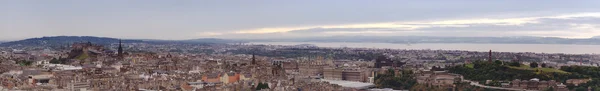 Panorama von edinburgh, schottland — Stockfoto