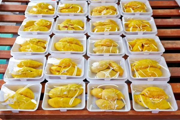 Peeled durian at the street market — Stock Photo, Image