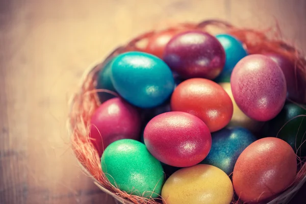 Easter eggs in the basket — Stock Photo, Image