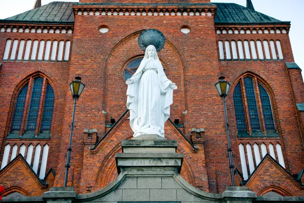 Kyrka av den obefläckade avlelsen av Jungfru Maria — Stockfoto