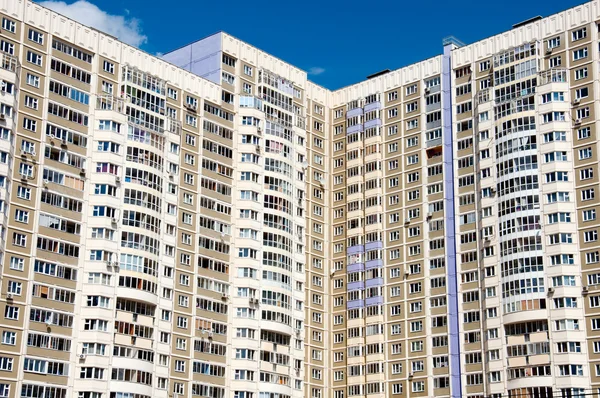 Modernes Mehrfamilienhaus in Moskau, Russland — Stockfoto