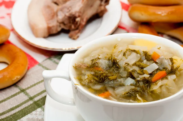 Sopa de repolho - prato nacional russo — Fotografia de Stock