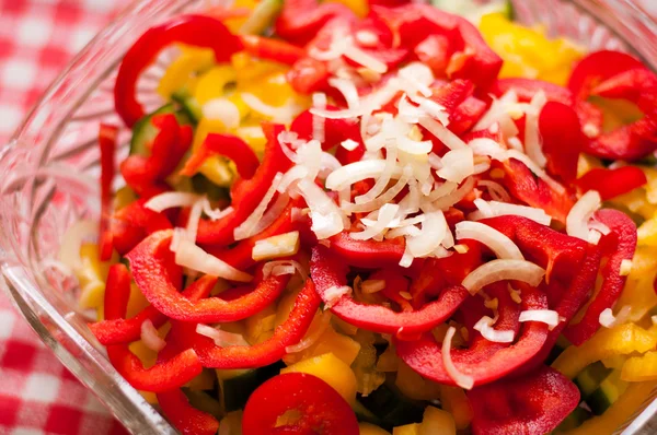 Salada com pimentas doces — Fotografia de Stock