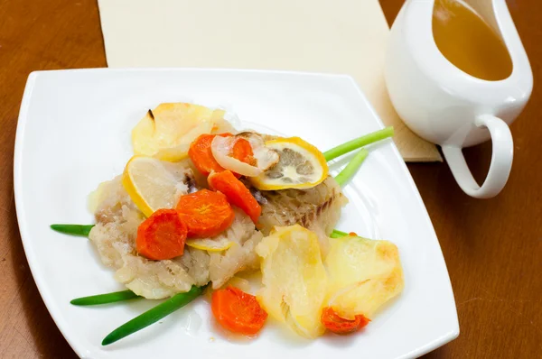 Cod baked with vegetables — Stock Photo, Image