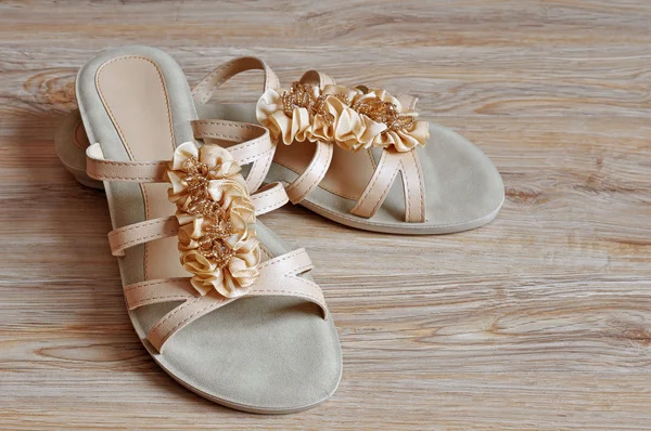 Ladies beige sandals low heels — Stock Photo, Image