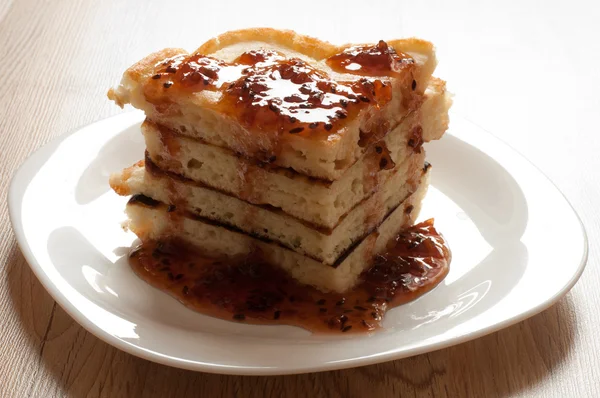 A stack of pancakes with jam gooseberry — Stock Photo, Image