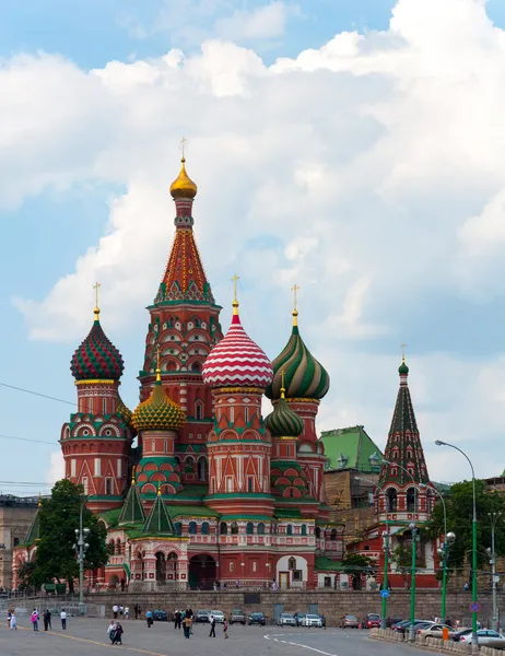 Basilikum-Kathedrale auf dem Roten Platz in Moskau Russland — Stockfoto