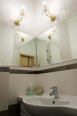 banyo aynaları ile detay