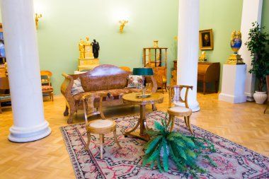 st. petersburg hermitage, antika ev eşyaları