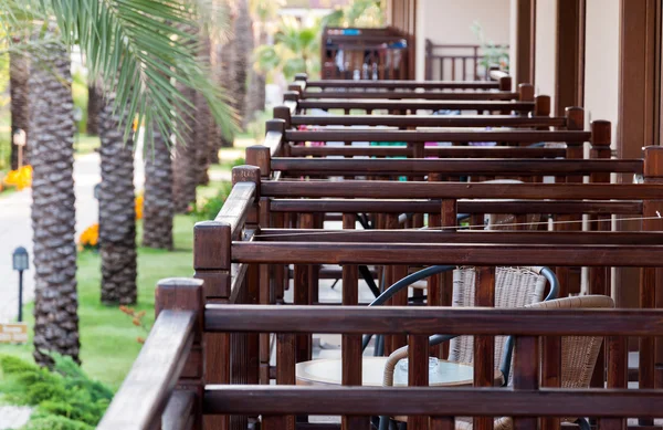 Dřevěné balkony v turecké hotelu — Stock fotografie