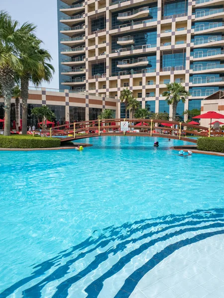 Abu Dhabi Vae April 2019 Das Schwimmbad Auf Dem Khalidiya — Stockfoto