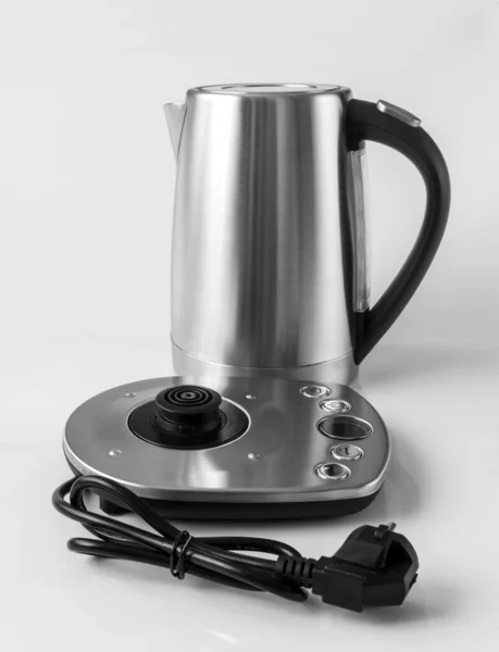 Металлический Электрический Чайник Белом Фоне — стоковое фото