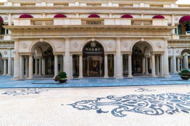 Doha, Katar - 20 numara. 2019. Katara Köyü Katara Plaza 'da Galleria Lafayette