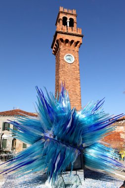 güneşli bir gün, İtalya