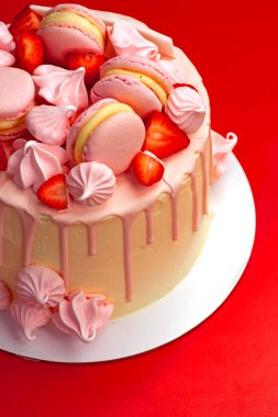 Çok lezzetli bir doğum günü pastası.