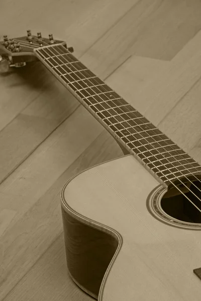 New Acoustic Guitar Close — Zdjęcie stockowe
