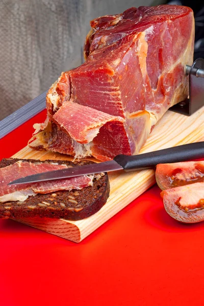 Carne Maiale Molto Gustosa Sul Tavolo — Foto Stock