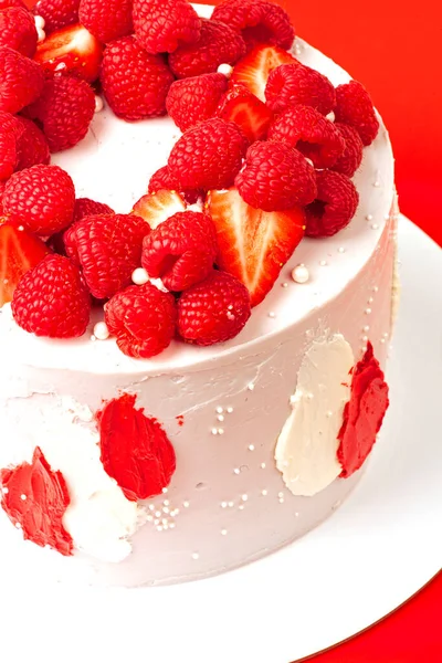 Strawberry Raspberry Cake — Stock Photo, Image