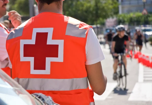 Ambulancia en la carrera de bicicletas — Foto de Stock