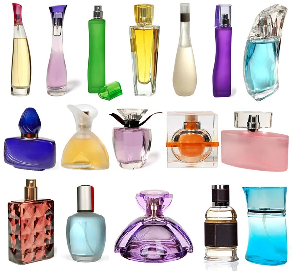 Set van verschillende glazen flessen van parfum geïsoleerd op een witte achtergrond. fotografie studio. 17-objecten. — Stockfoto