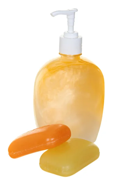 Plastová láhev s tekutého mýdla na bílém pozadí. šampon — Stock fotografie