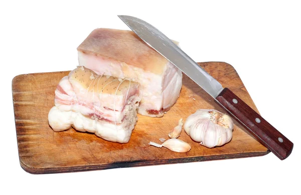 Gordura de porco salgada e pão de centeio Borodinsky isolado no fundo branco — Fotografia de Stock