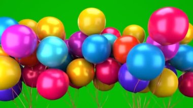 Tebrik için balonlar. Bir grup rengarenk kalp şeklinde balon havada uçuşuyor. Yeşil arka planda hava balonları.