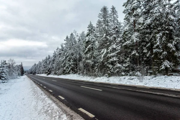 Schwedische Winterstraße Januar — Stockfoto