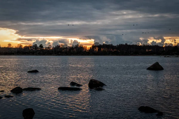 Pôr Sol Mar Idílico Estação Sueca Primavera — Fotografia de Stock