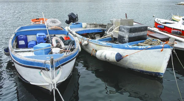 Old fishing boat — Stock Photo, Image