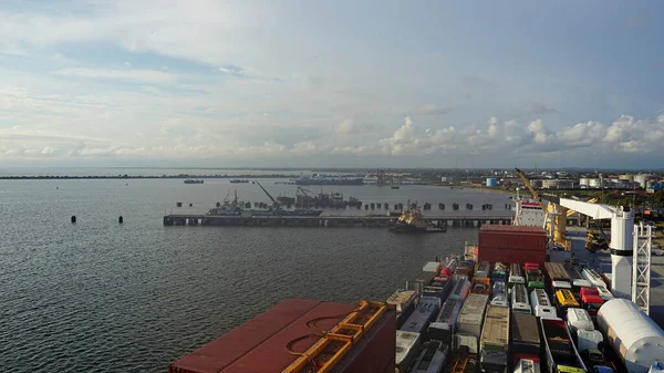 リベリアのモンロビア港を一望できます — ストック写真